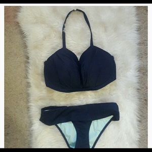 NWOT Victoria secret bikini 34ddd